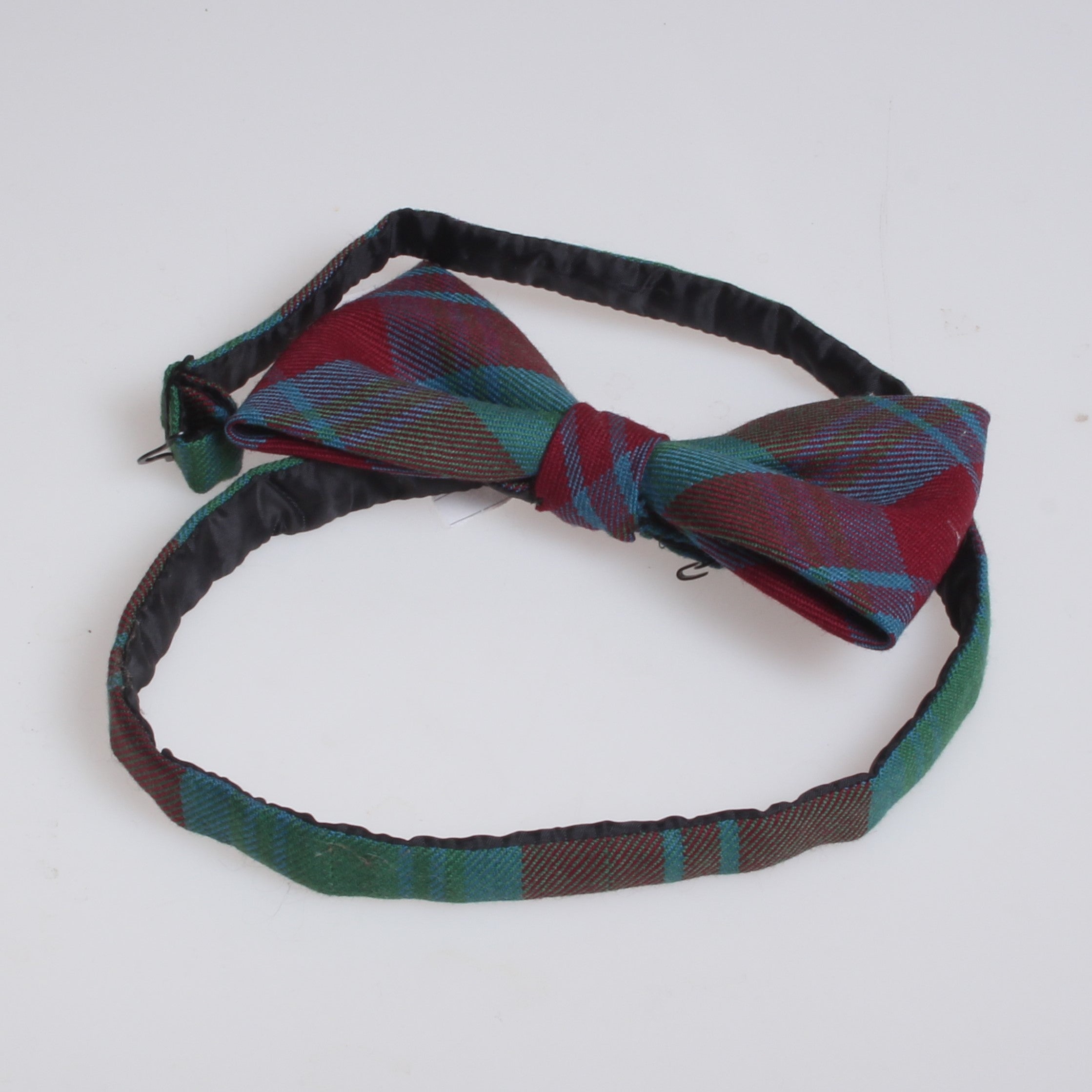Kinninmont Tartan Bow Tie main image 0