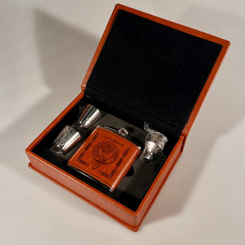Clan Crest Hip Flask Gift Set - Boxed