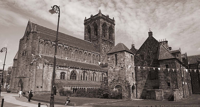 Russell Clan History