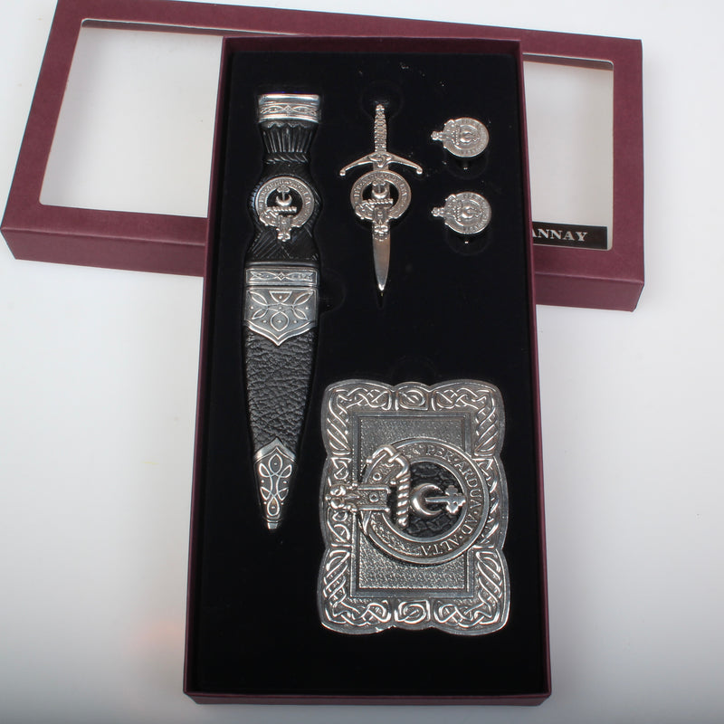 Clan Crest Kilt Accessory Gift Set
