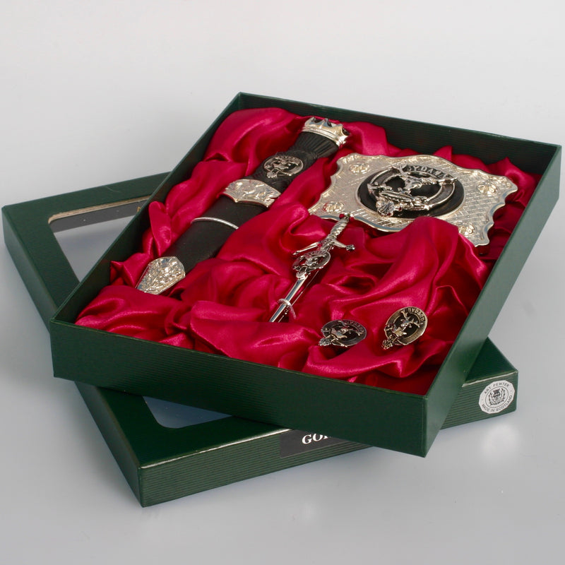 Gordon  Clan Crest Kilt Accessory Gift Set