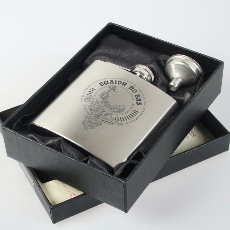 MacDougall 6oz Engraved Clan Crest Hip Flask
