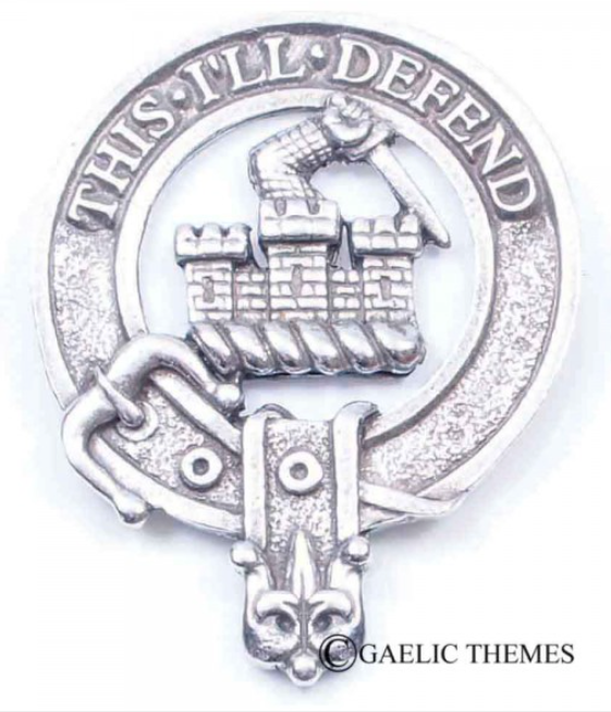 Kincaid Clan Crest Badge in Pewter