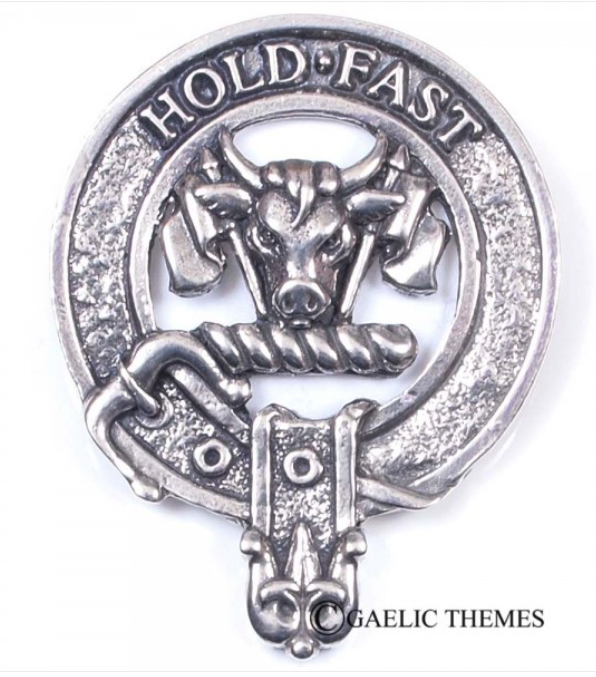 MacLeod Clan Crest Badge in Pewter