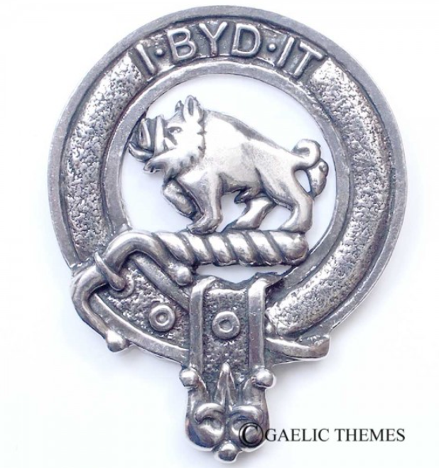 Nesbit Clan Crest Badge in Pewter