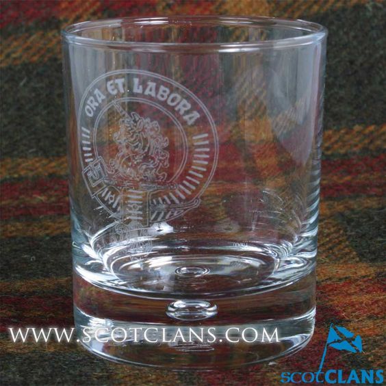 Clan Crest Whisky Glass with Ramsay Crest